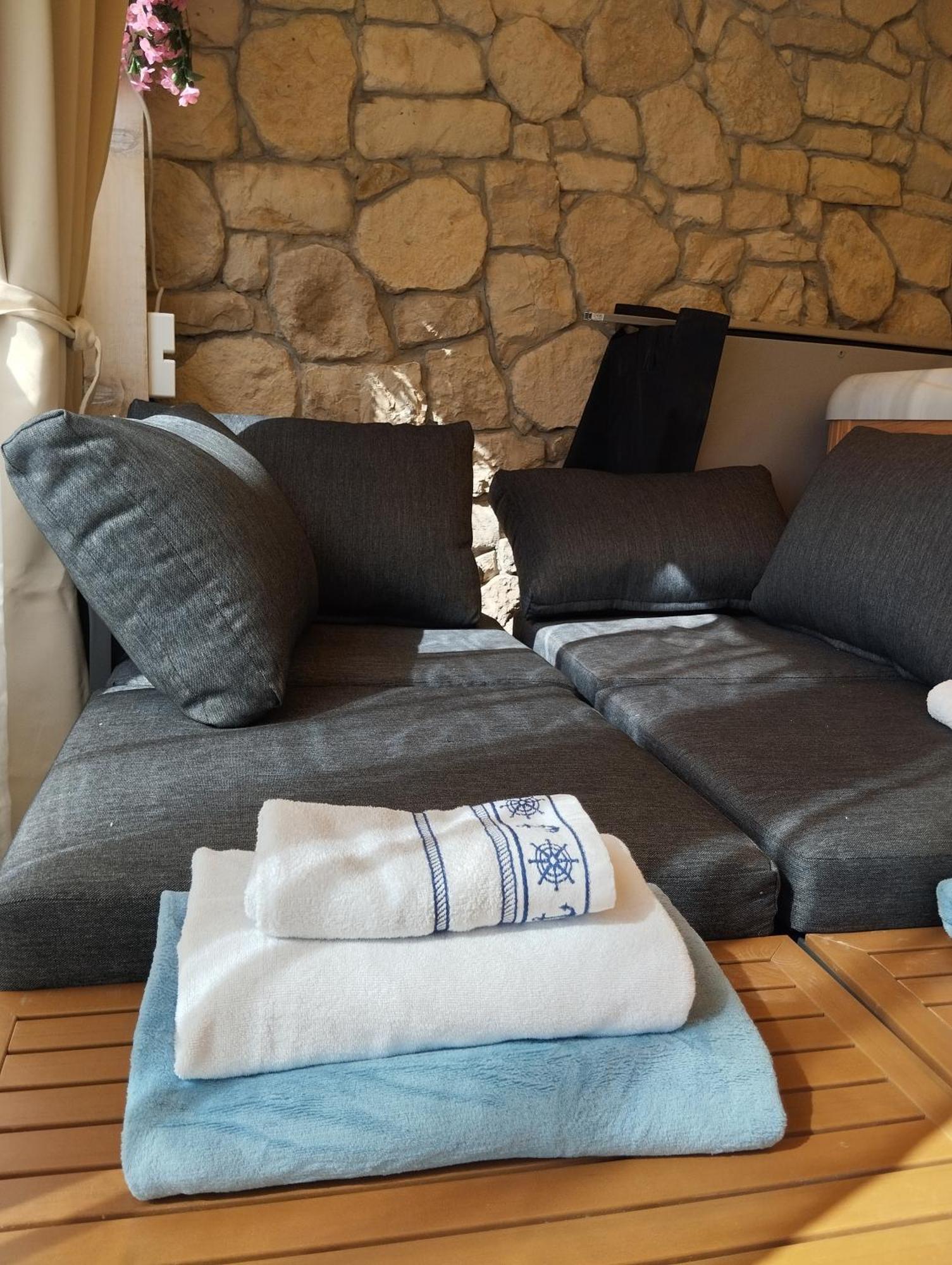 Lavender Villa Baska  Exterior photo